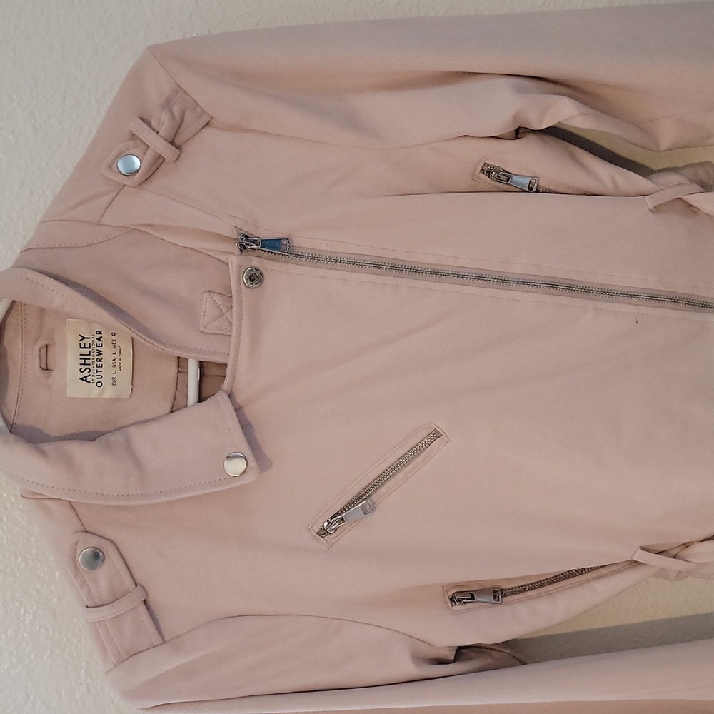 Jacket - Picture 2 of 4